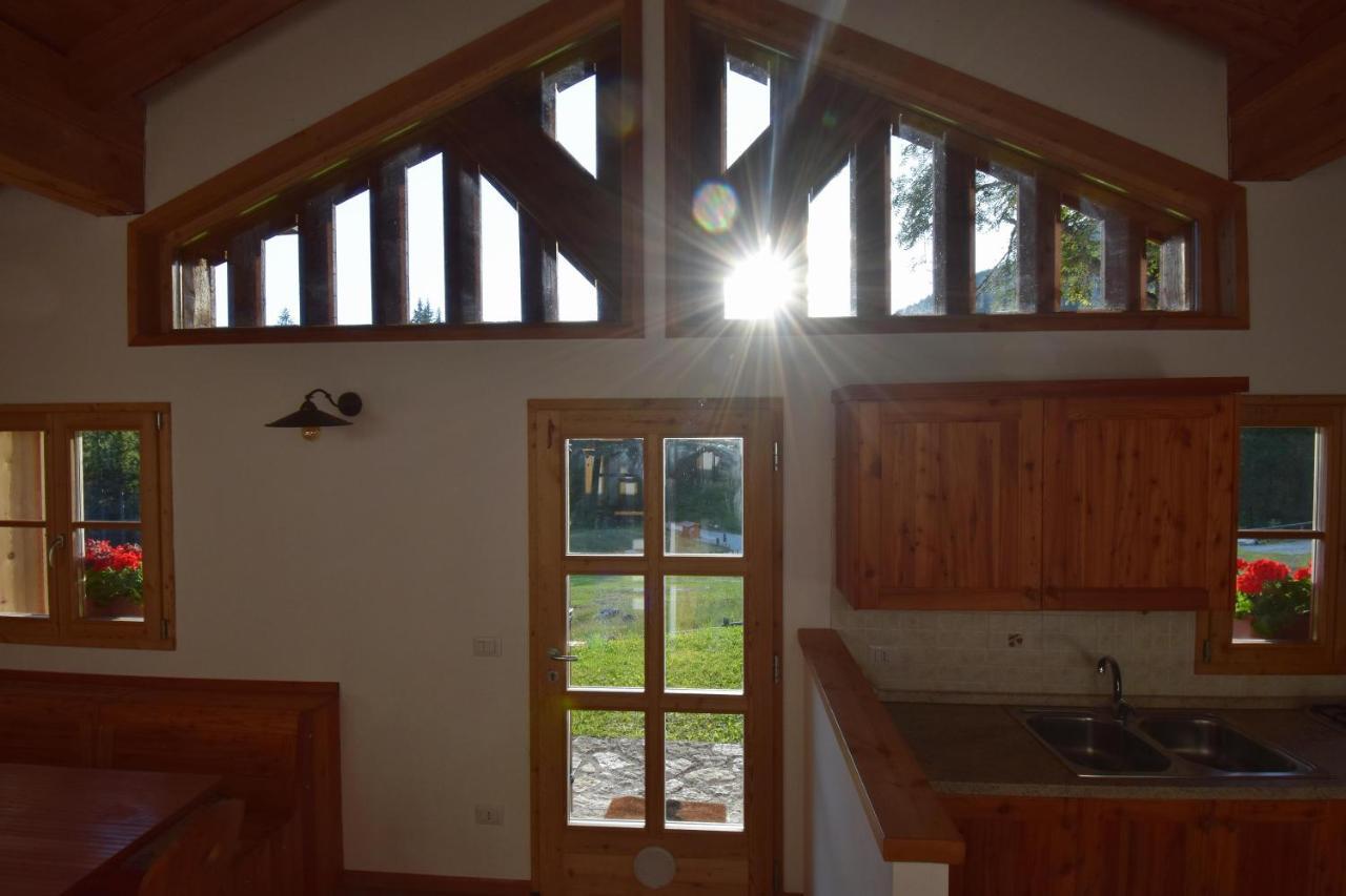 Chalet Brenta Dolomites Madonna Exterior foto
